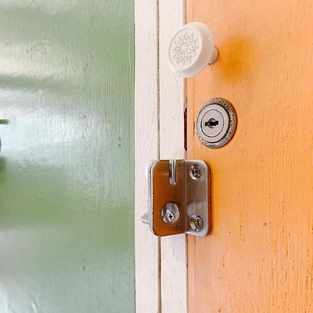 Sleep Sheep Phuket Hostel Sha Экстерьер фото
