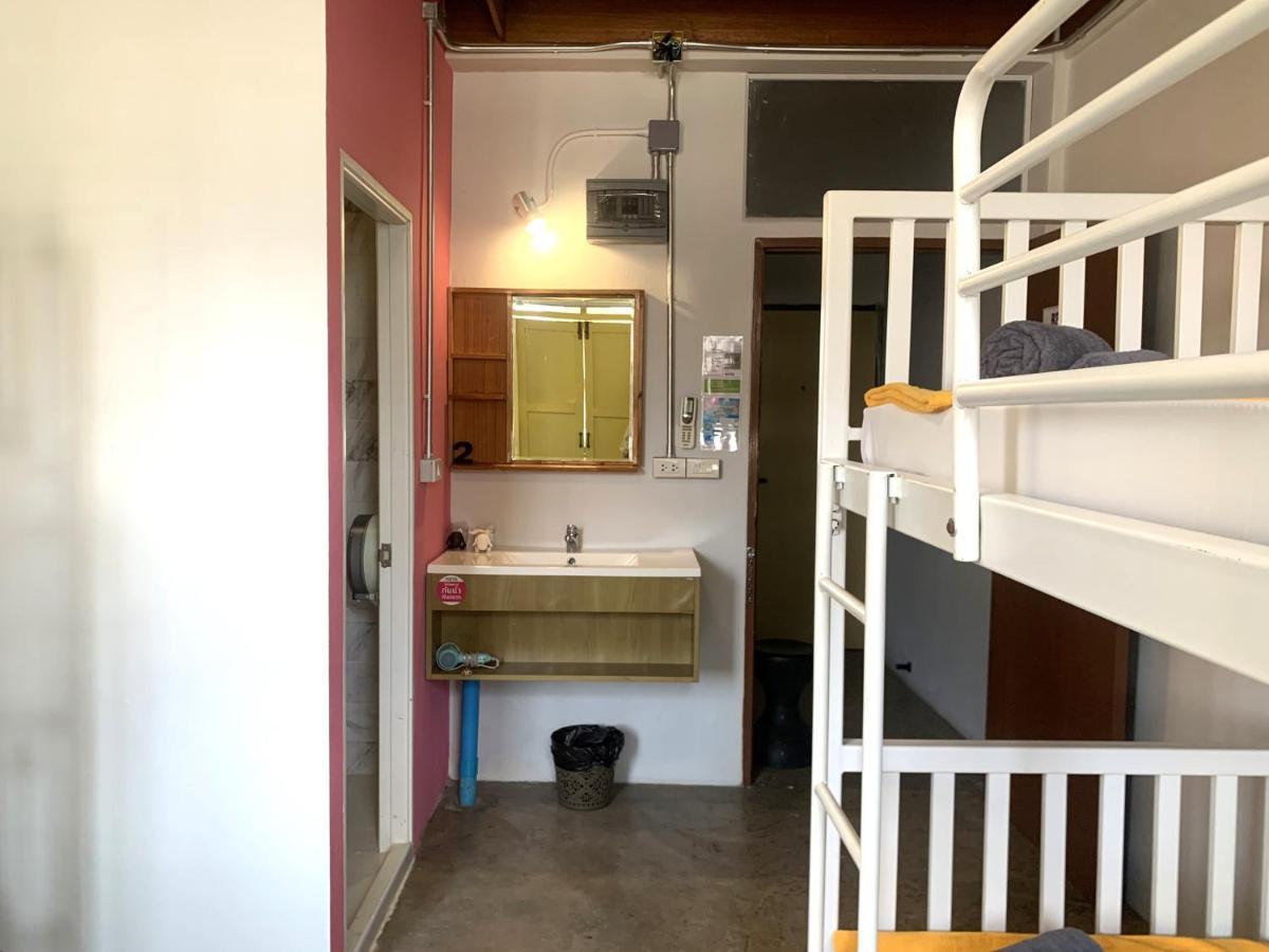 Sleep Sheep Phuket Hostel Sha Экстерьер фото